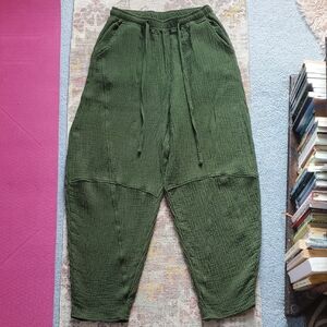 Green Textured Boho Lagenlook Linen/Cotton Oversized Harem Pants Like New Size L